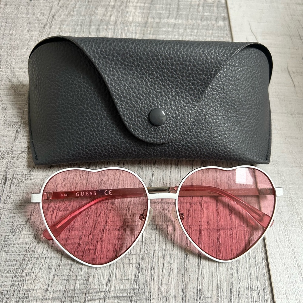 Pink Heart Sunglassed with Case